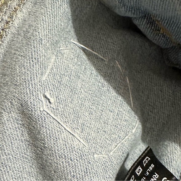 VICI Gracie Embellished Floral Pearl
Pocketed Denim Jacket - Small - Picture 7 of 8